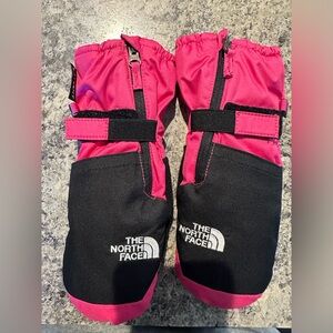 Girls north face mittens